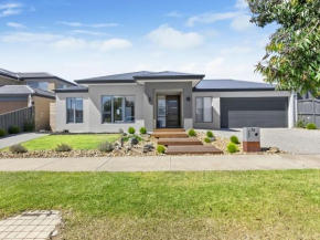 Tubular Beach House 34